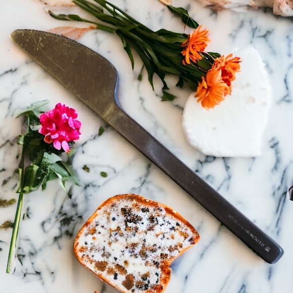 Vtg 78 Lufthansa Airlines L A Henckels Cheese Butter Spreader Knife Flat Ware - Picture 2 of 4